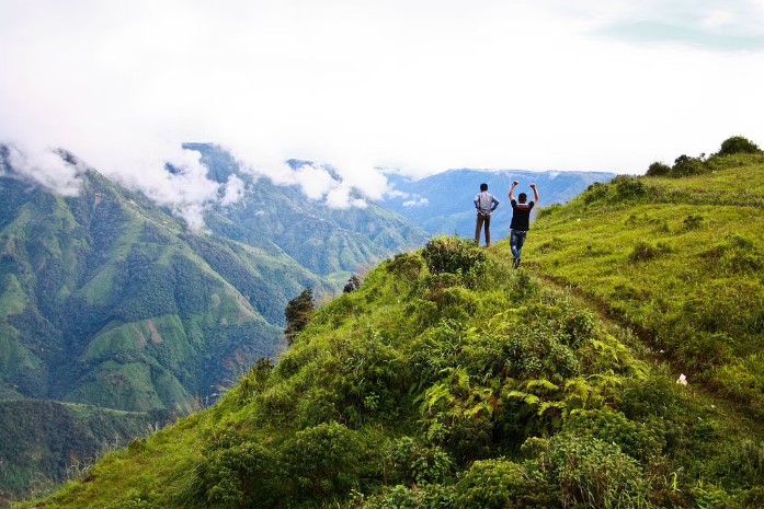 Laitlum Canyons - A Must-Visit For Trekking Enthusiasts